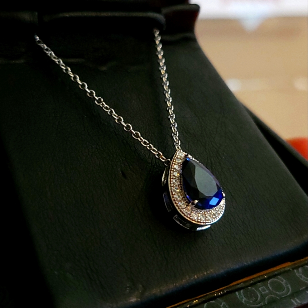 LaFonn Sapphire Necklace